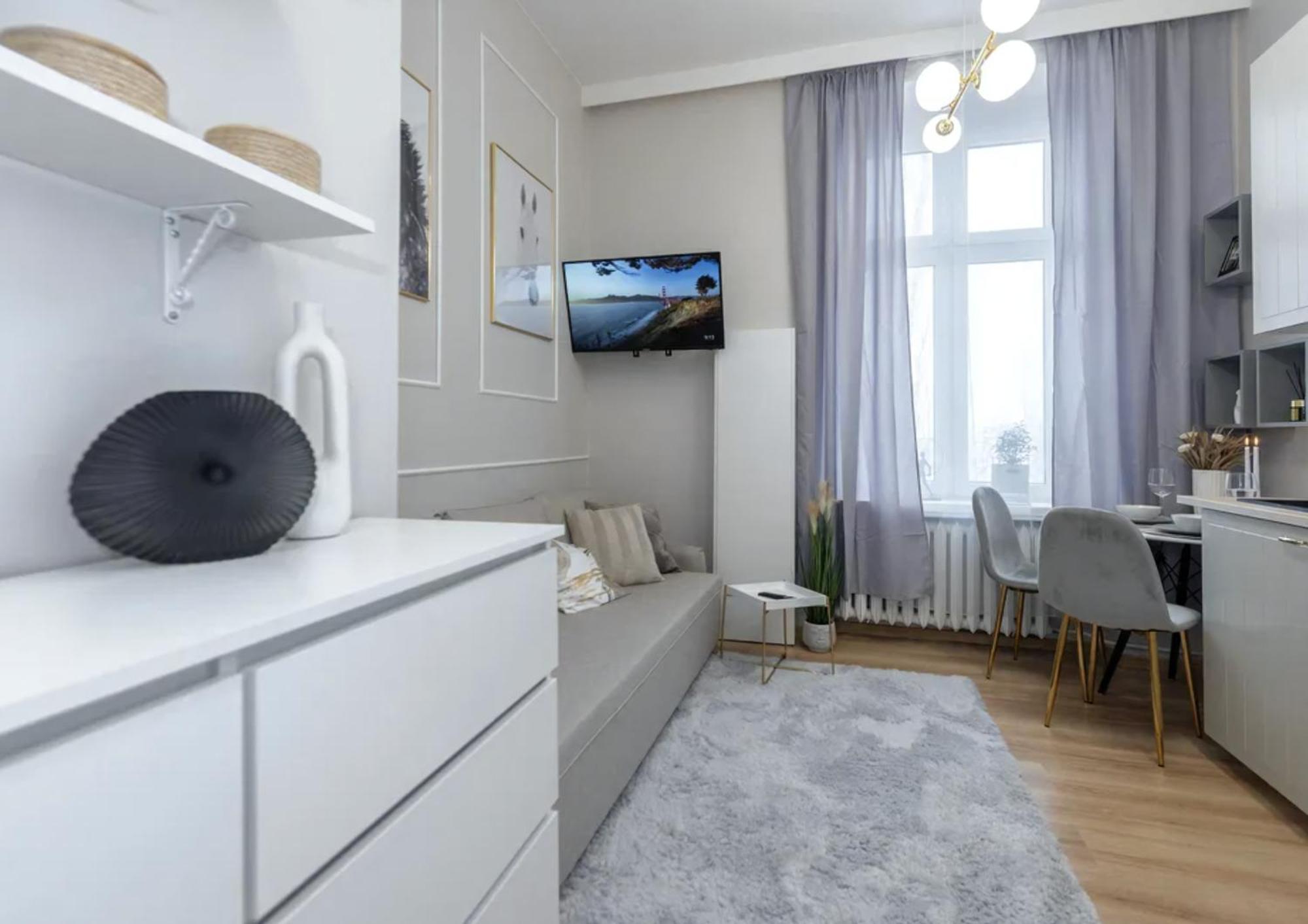 Y13 Apartament *